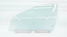 Стекло двери Volvo XC90