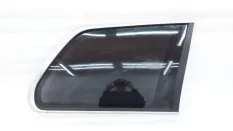 Стекло кузовное глухое Volvo XC90