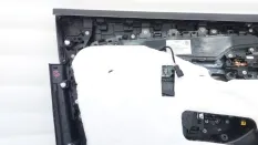 Обшивка двери Geely Monjaro