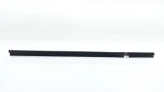 Уплотнитель стекла двери Geely Monjaro