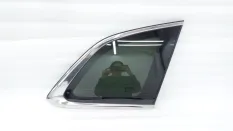 Стекло кузовное глухое Geely Monjaro