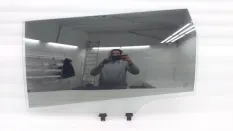 Стекло двери Kia Carnival