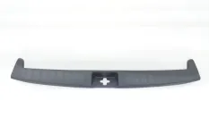 Кожух замка багажника Mitsubishi Pajero Sport