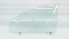 Стекло двери Mitsubishi Pajero Sport