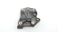 Кронштейн компрессора кондиционера Mitsubishi Pajero Sport