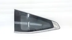 Стекло кузовное глухое Mitsubishi Pajero Sport