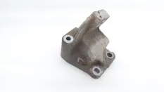 Кронштейн двигателя Jeep Grand Cherokee