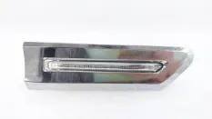 Повторитель поворота в крыло BMW 7-Series