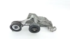 Кронштейн компрессора кондиционера Hyundai Staria