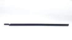 Уплотнитель стекла двери Volkswagen Tiguan