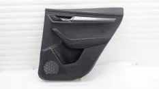 Обшивка двери Skoda Karoq
