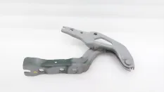 Петля капота Skoda Karoq