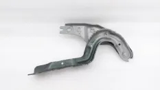 Петля капота Skoda Karoq