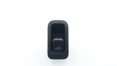 Кнопка открывания багажника Audi Q5