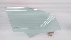 Стекло двери Kia K5