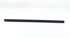 Уплотнитель стекла двери Hyundai Tucson