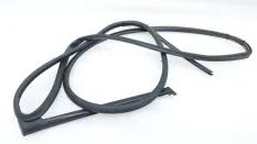 Уплотнитель двери Kia K5