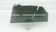 Стекло двери Kia K5