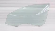 Стекло двери Skoda Superb