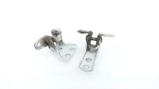 Петля двери Mitsubishi Pajero