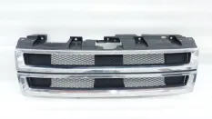 Решетка радиатора Mitsubishi Pajero