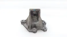 Кронштейн двигателя Mitsubishi Pajero