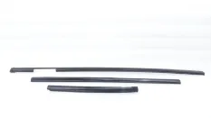 Молдинг крыши Mitsubishi Pajero