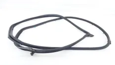 Уплотнитель двери Toyota Land Cruiser