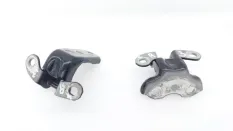 Петля двери Toyota Land Cruiser