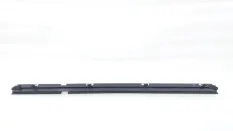 Уплотнитель стекла двери Toyota Land Cruiser