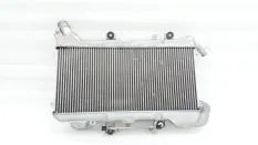 Интеркулер Toyota Land Cruiser