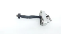 Ограничитель двери Toyota Camry