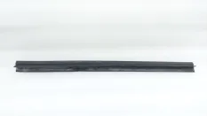 Уплотнитель двери Toyota Camry