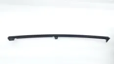 Направляющая стекла двери Toyota Camry