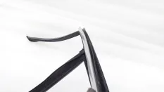 Уплотнитель стекла двери Mercedes-Benz GLE-Class