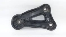 Кронштейн подрамника Toyota Alphard