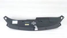 Кожух замка капота Toyota Alphard