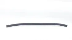 Уплотнитель двери Toyota Alphard