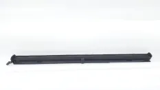Шторка двери Toyota Alphard