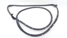 Уплотнитель двери Toyota Highlander