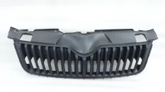 Решетка радиатора Skoda Fabia