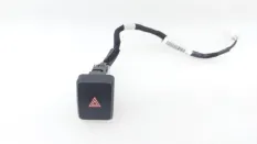 Кнопка аварийной сигнализации Toyota Highlander