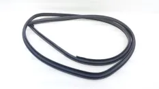 Уплотнитель проема двери Toyota Highlander