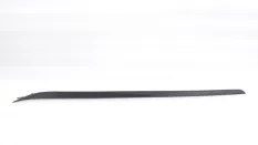 Молдинг лобового стекла Volkswagen Tiguan