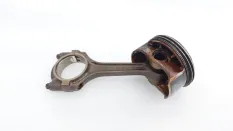 Поршень с шатуном Opel Astra