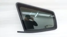 Стекло кузовное глухое Kia Mohave
