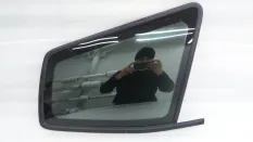 Стекло кузовное глухое Kia Mohave