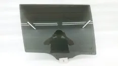 Стекло двери BMW X7
