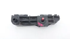 Кронштейн бампера Toyota RAV4