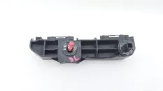 Кронштейн бампера Toyota RAV4